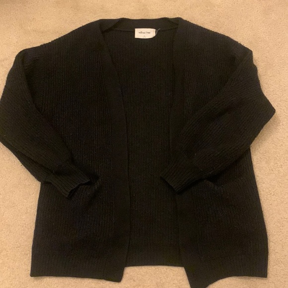 Wilfred Free 100% Merino Wool Black Cardigan - Picture 2 of 3